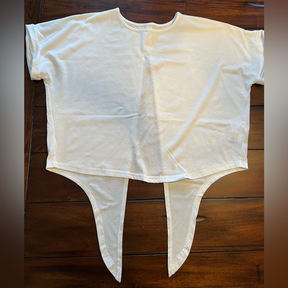 White tie back t-shirt